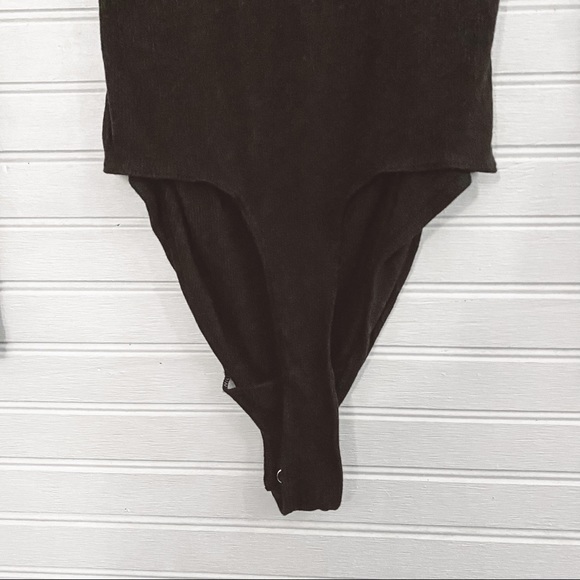 n:PHILANTHROPY Long Sleeve Crossbody Black Body Suit Small NWT - Picture 6 of 6